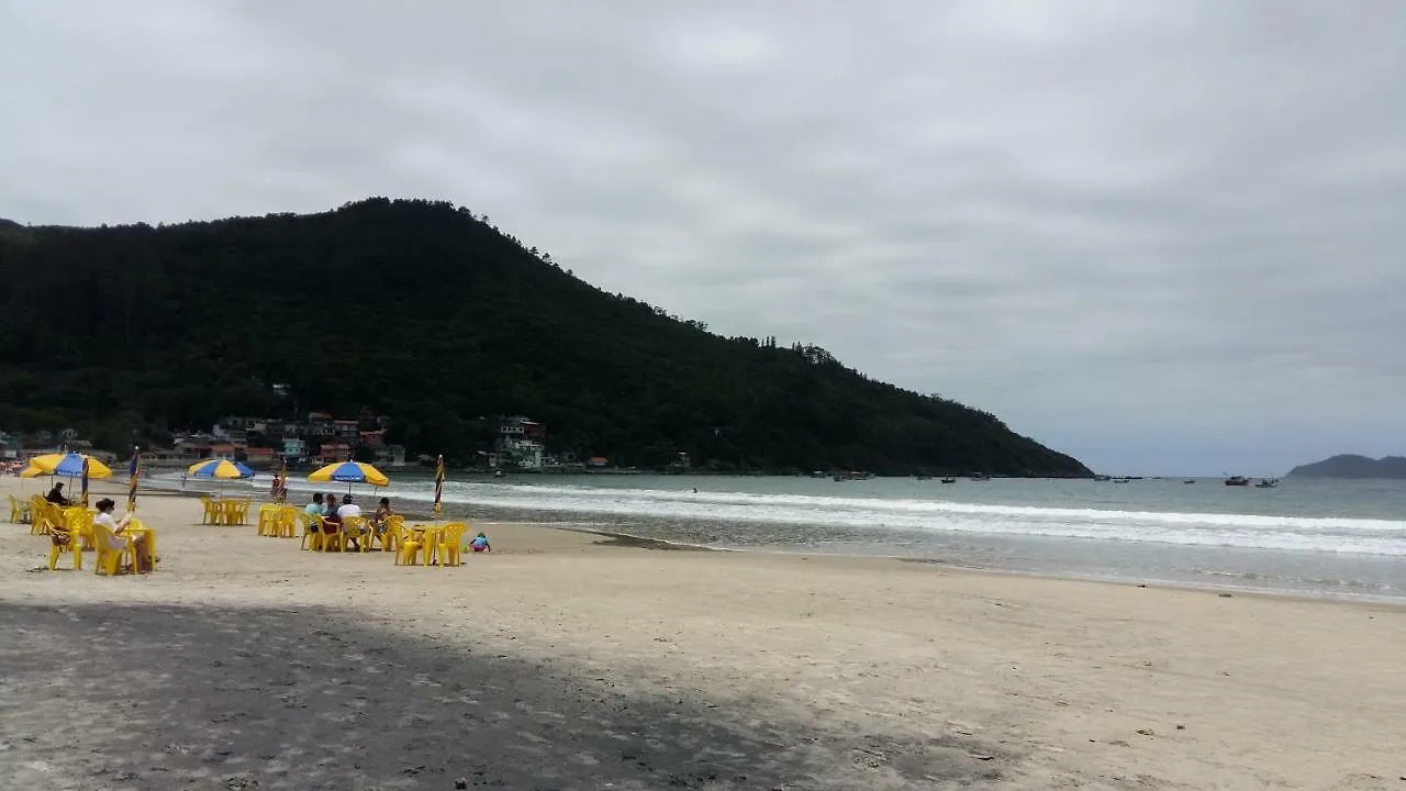 Casa Pé na Areia Frente ao Mar do Pântano do sul!! Vila Florianópolis Casa de Férias